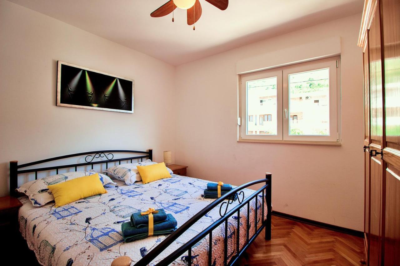 Sandy Beach Apartments Duće Eksteriør bilde